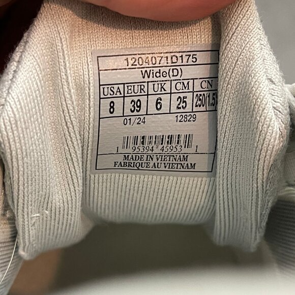 Brooks Womens Ghost 16 1204071D175 Gray Running Shoes Sneakers Size 8D Wide - Picture 8 of 9